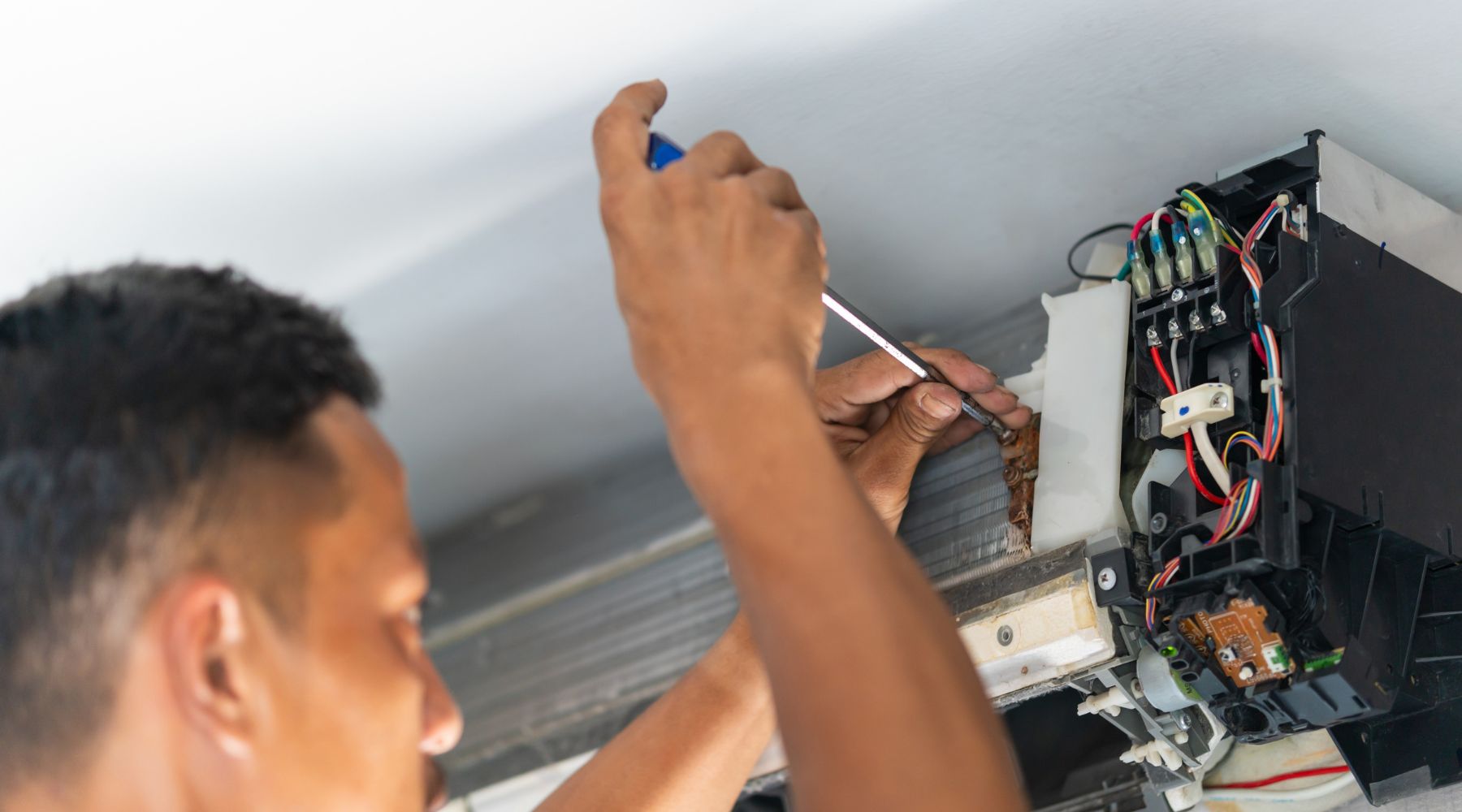 Air conditioning repairs